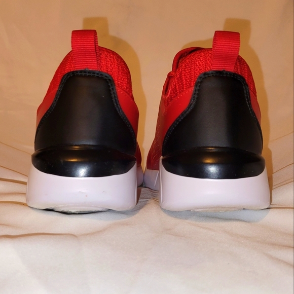 ROCAWEAR MALCOLM AUTHENTIC MEN'S RED SNEAKERS •SIZE 8• - Picture 6 of 7